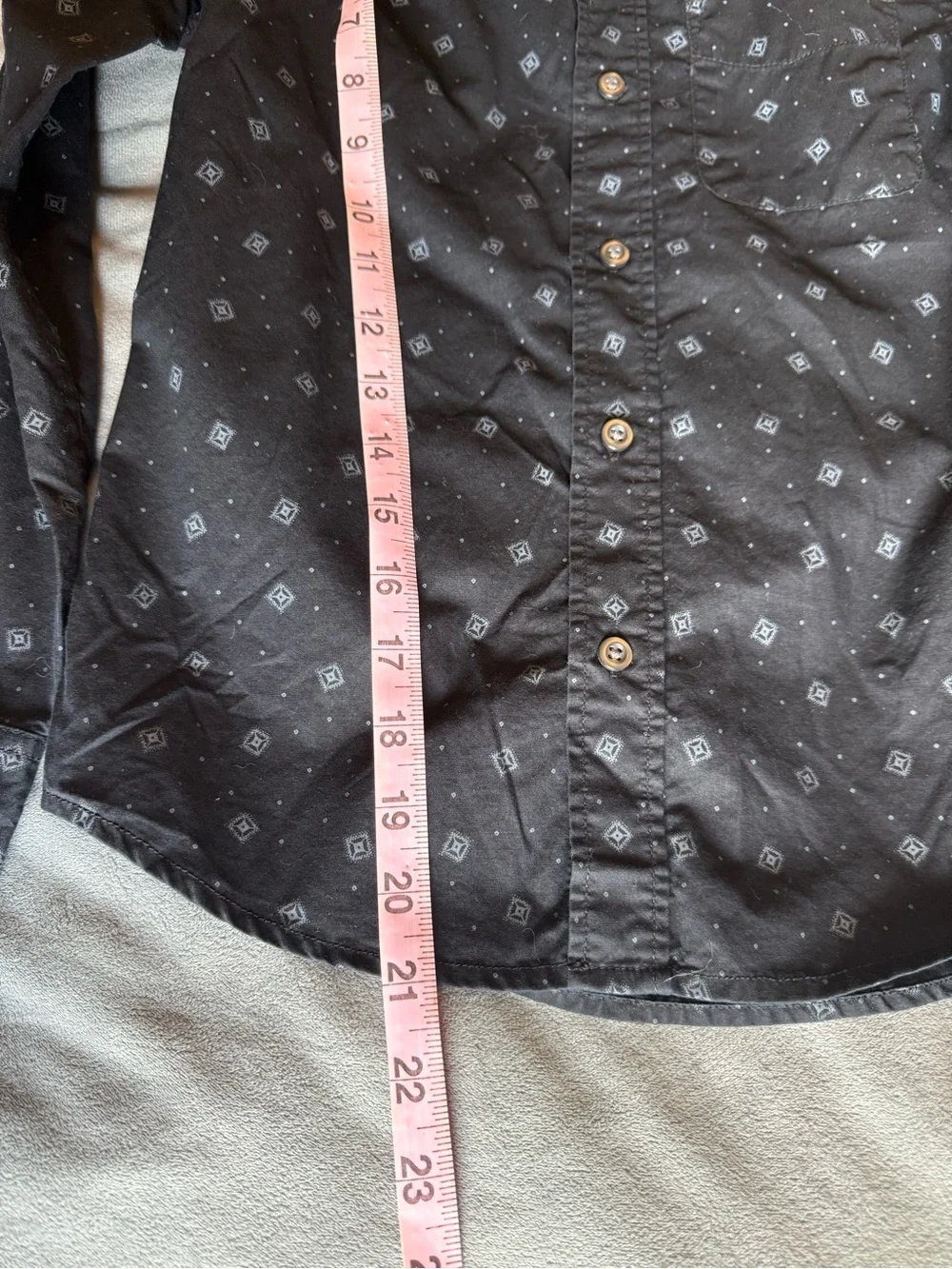 The Children’s Place Boys Geometric Diamond Print Long Sleeve Button Down Shirt